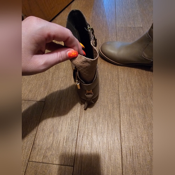 Fall Boots- Aldo-Moto style-New - Picture 11 of 12